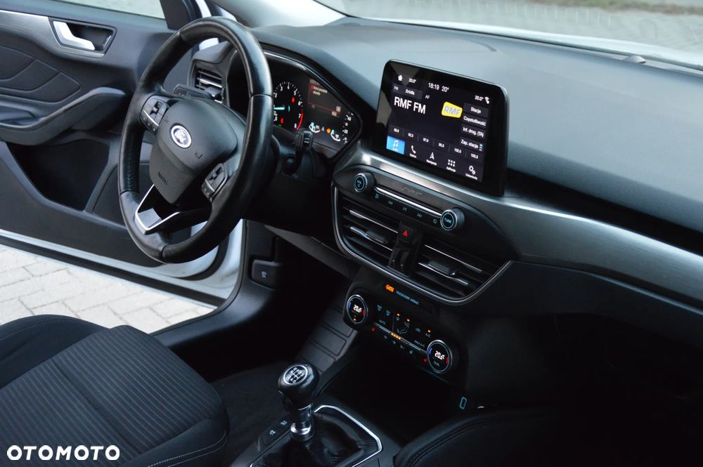 Ford Focus 1.5 EcoBoost STart-Stopp-System TITANIUM - 15