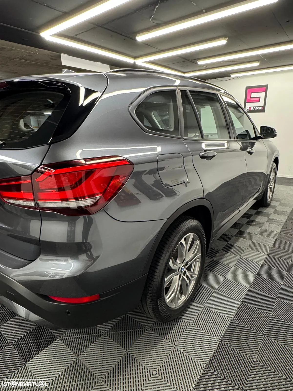 BMW X1 16 d sDrive Auto - 4