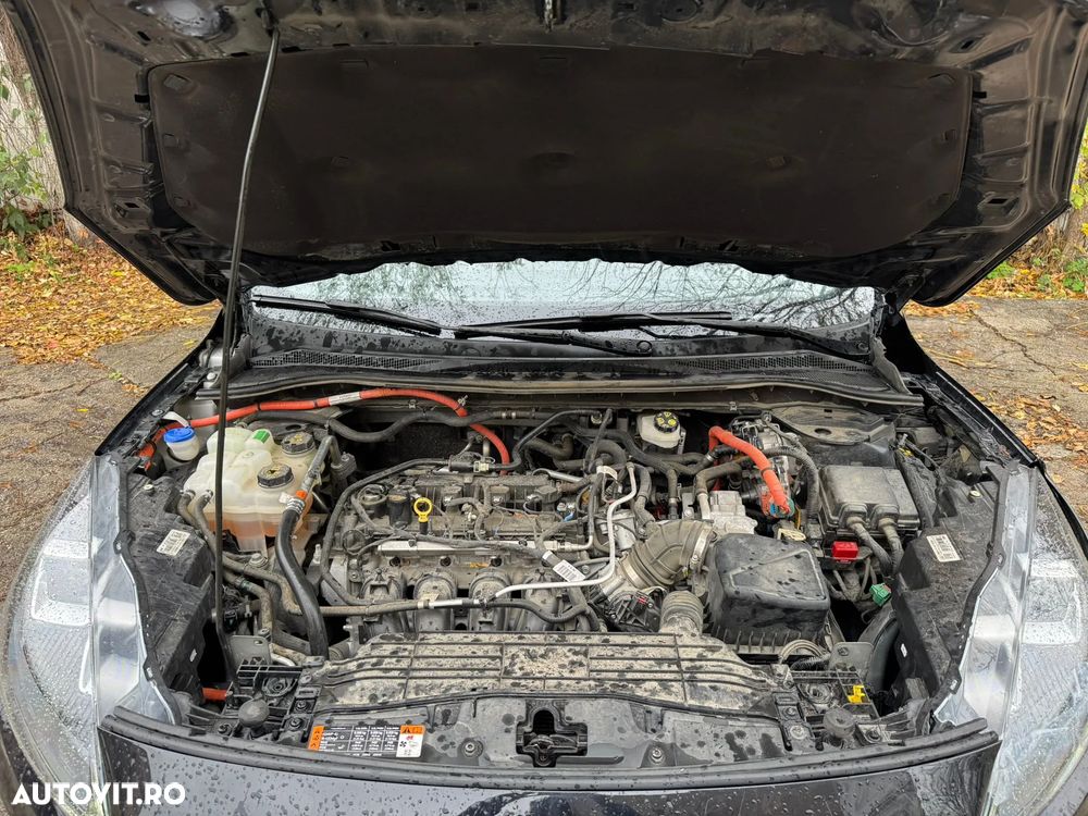 Ford Kuga 2.5 Duratec FHEV AWD Titanium - 30