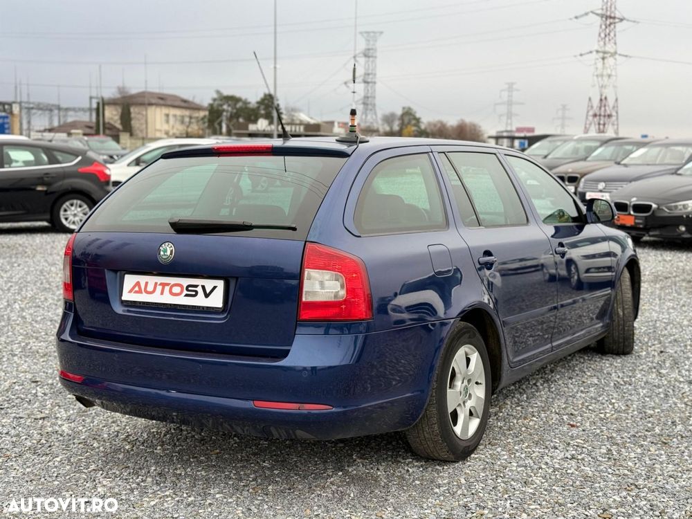 Skoda Octavia 1.6 TDI DPF DSG Elegance - 4