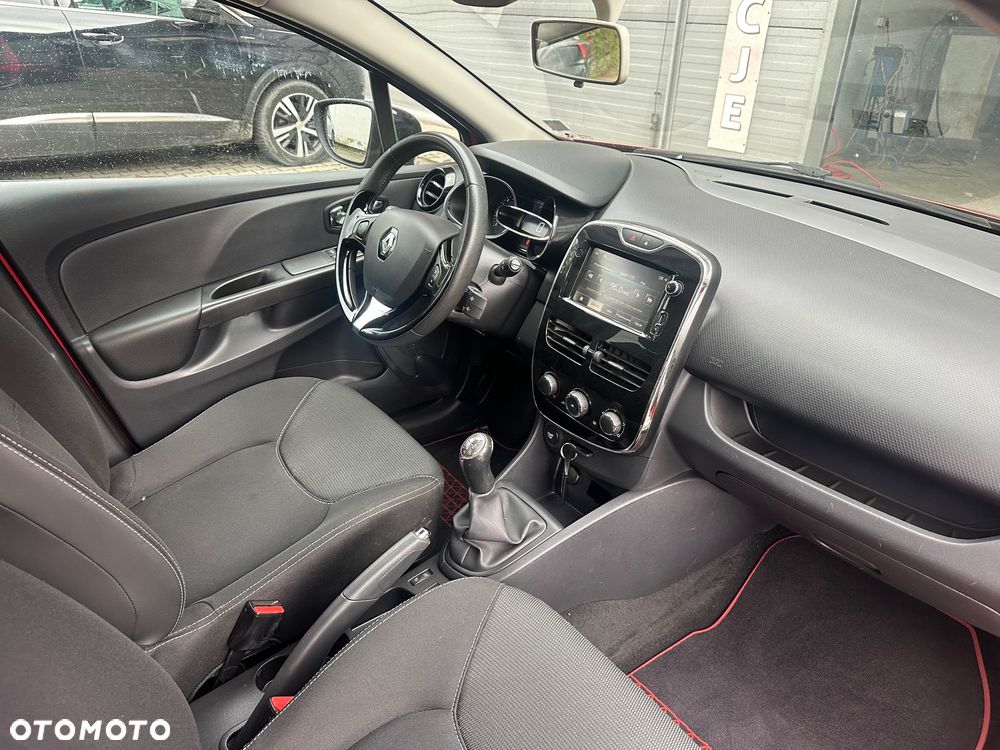 Renault Clio 1.2 16V 75 Business - 17