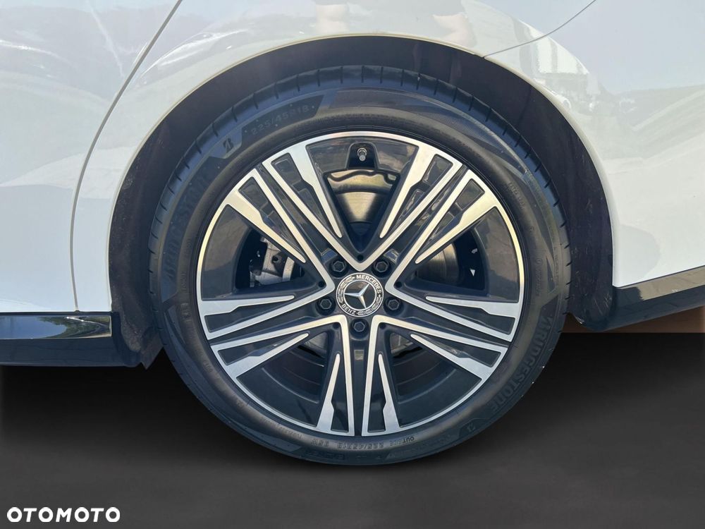 Mercedes-Benz CLA 200 mHEV 8G-DCT - 18