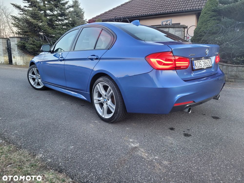 BMW Seria 3 340i xDrive M Sport Shadow - 16
