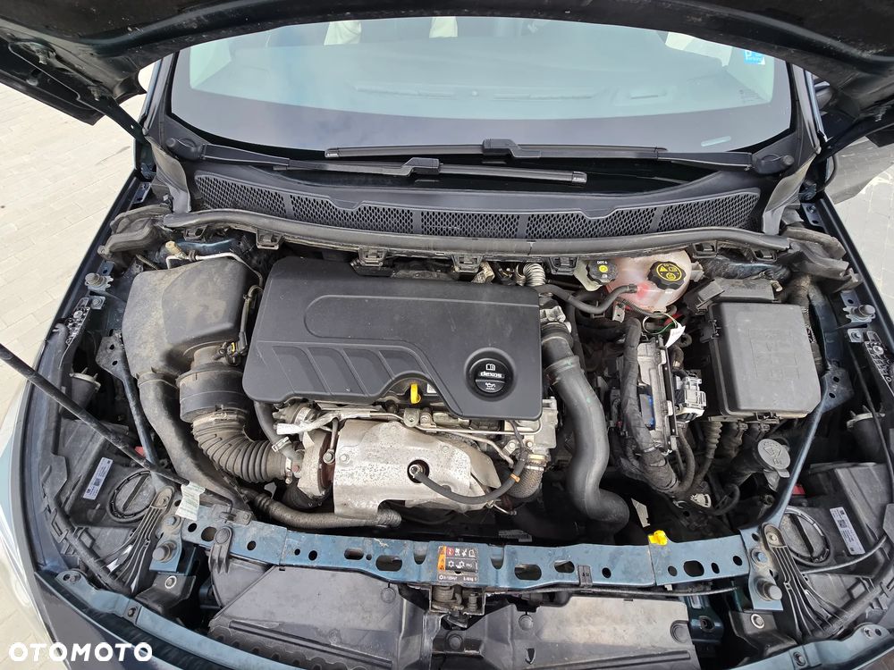 Opel Astra 1.6 CDTI Sport - 16