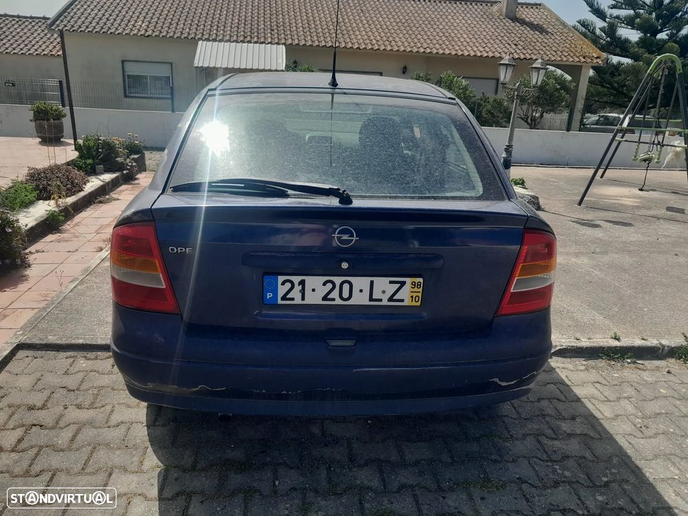 Opel Astra - 1