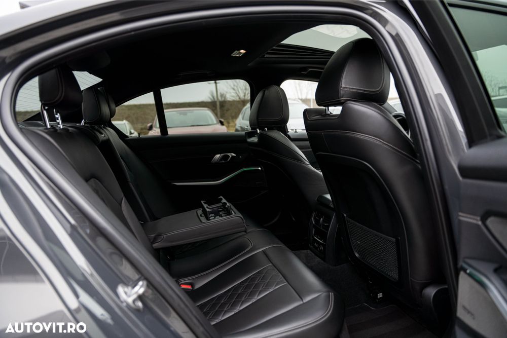 BMW Seria 3 330e Aut. M Sport - 8