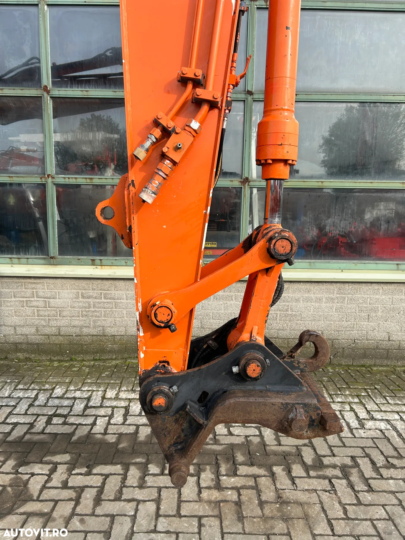 Hitachi ZX140W-3 - 15