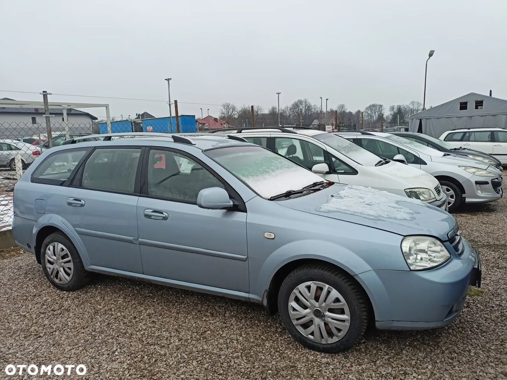 Chevrolet Lacetti - 4