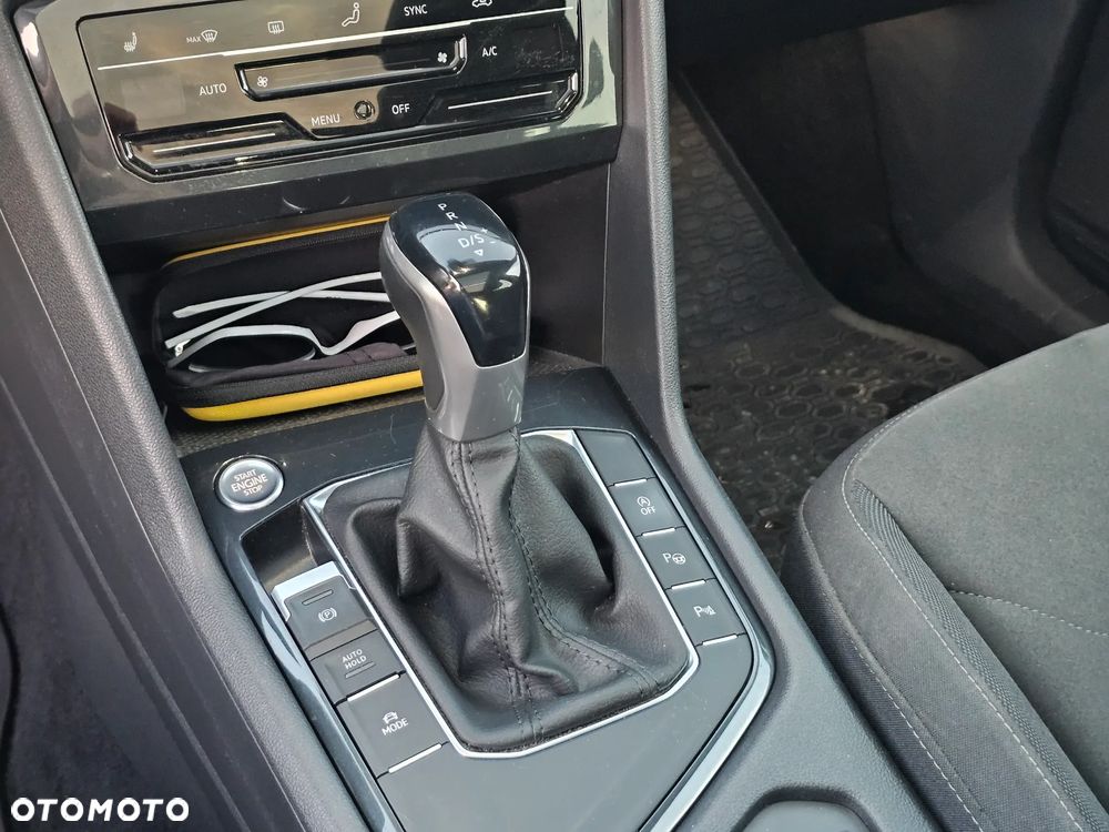 Volkswagen Tiguan 2.0 TDI SCR Elegance DSG - 17