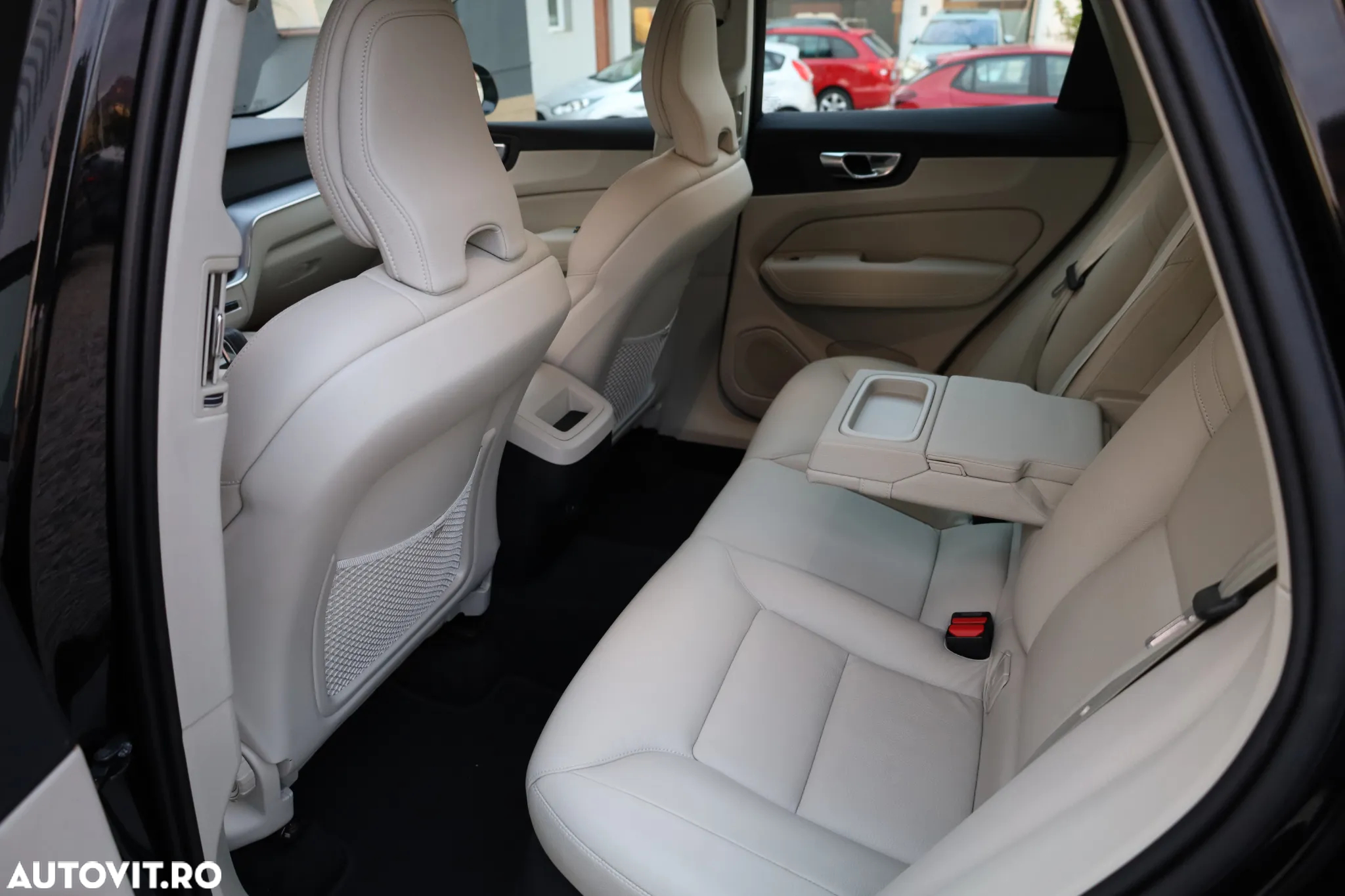 Volvo XC 60 B4 D Geartronic Momentum - 18