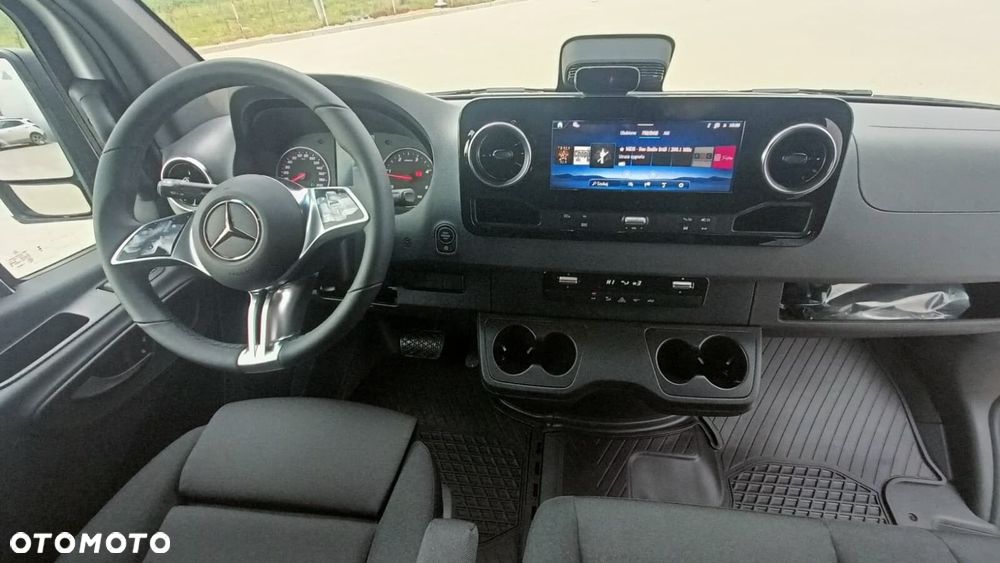 Mercedes-Benz Sprinter Furgon 319 CDI L4H2 - 5