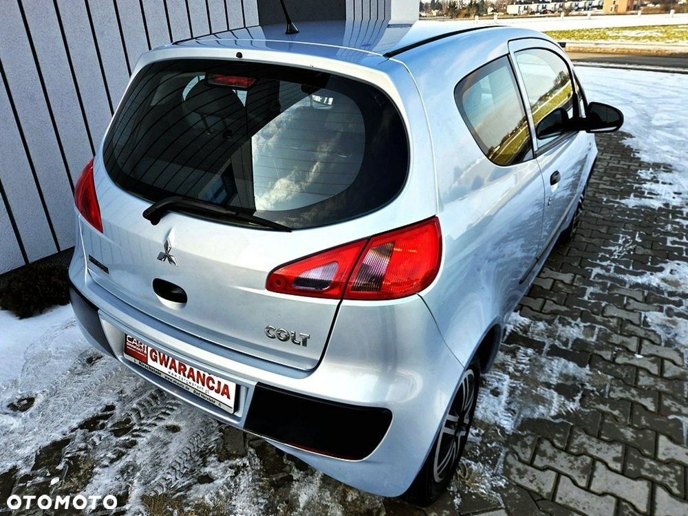Mitsubishi Colt 1.1 - 3