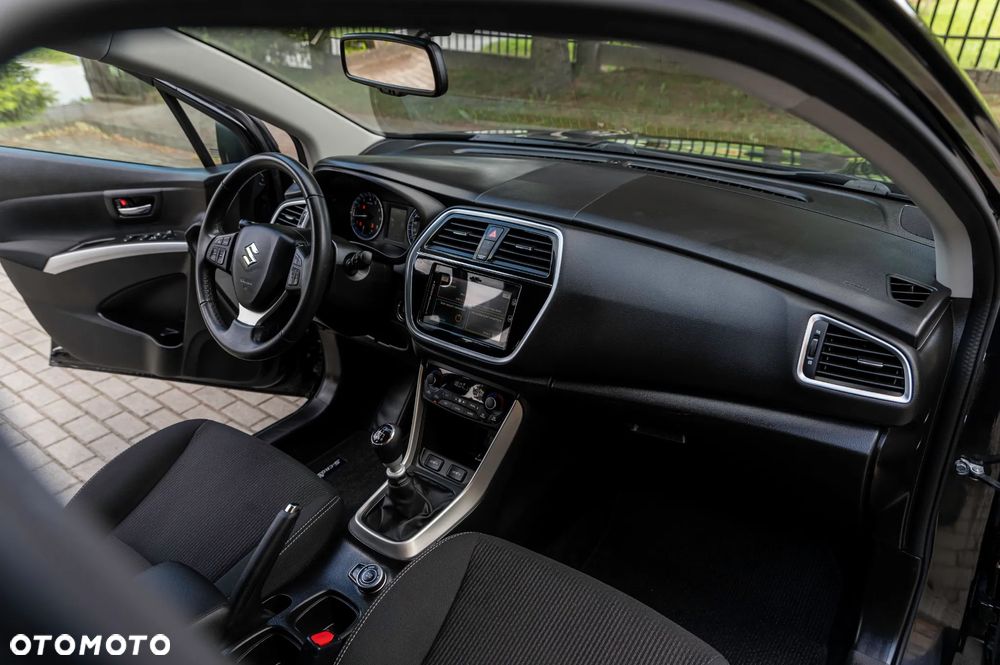 Suzuki SX4 S-Cross 1.4 Boosterjet Hybrid Allgrip Comfort+ - 24