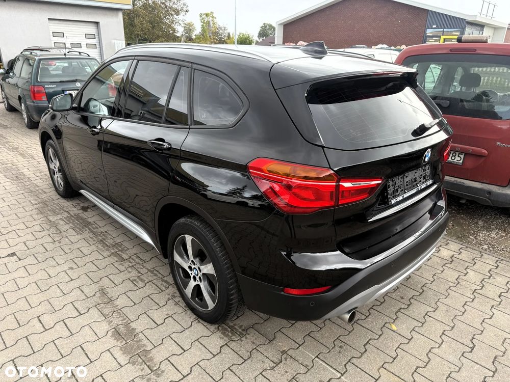 BMW X1 - 1