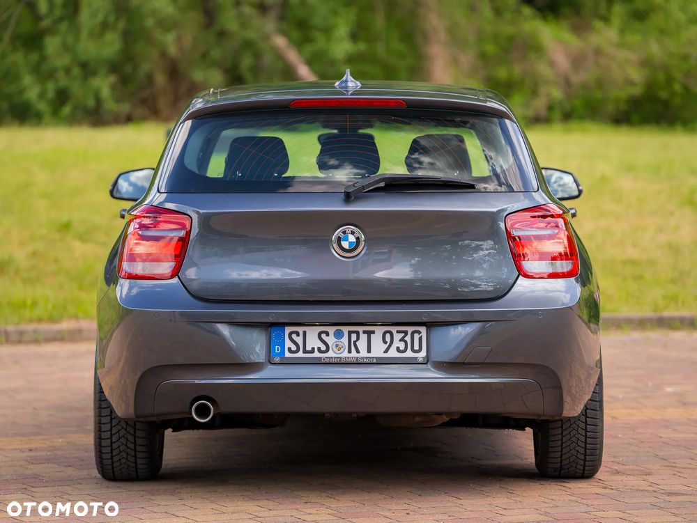 BMW Seria 1 116d Sport Line - 8