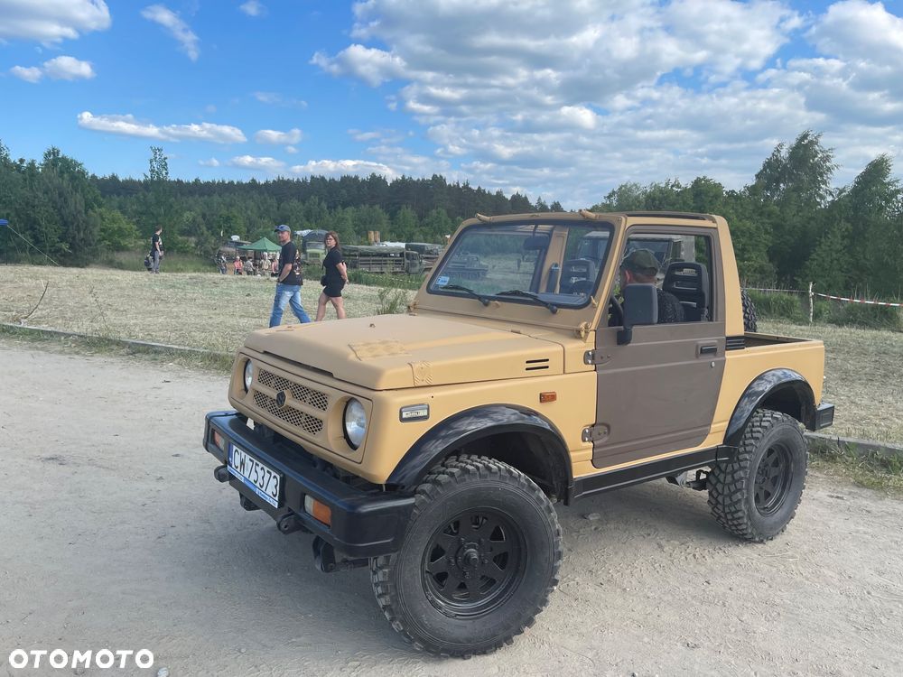 Suzuki Samurai - 32