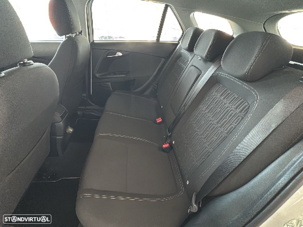 Fiat Tipo Cross 1.0 GSE T3 - 10