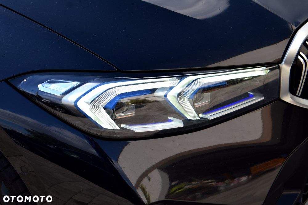BMW Seria 3 320d xDrive M Sport sport - 11