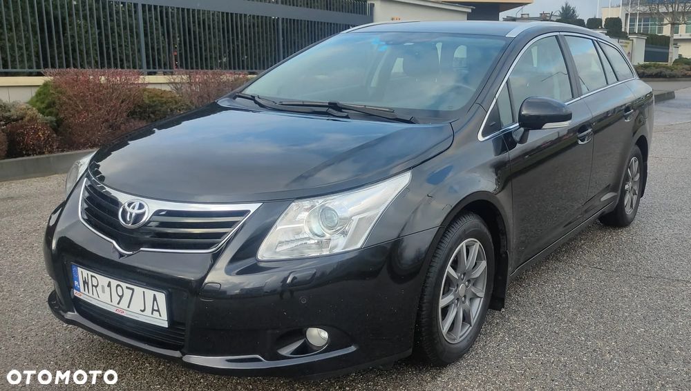 Toyota Avensis 1.8 Multidrive Edition - 1