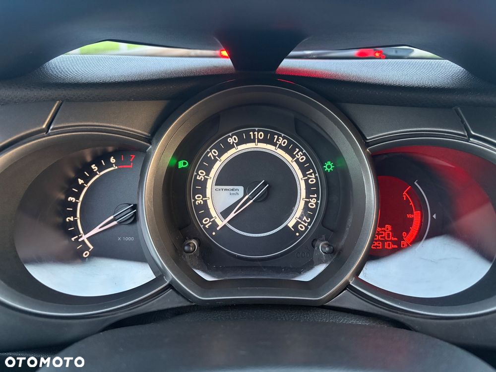 Citroën C3 Pure Tech (VTi) 68 Attraction - 21