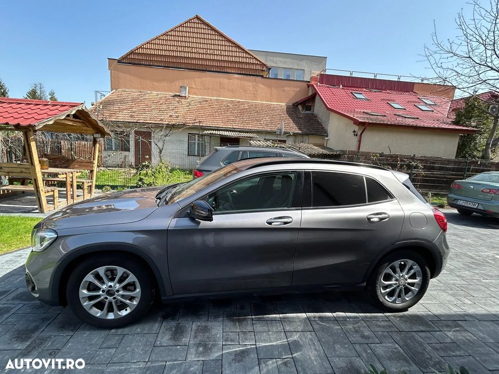 Mercedes-Benz GLA 220 4MATIC - 7