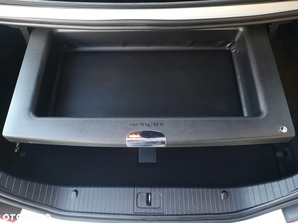 Mercedes-Benz CLS 350 (BlueTEC) d - 38
