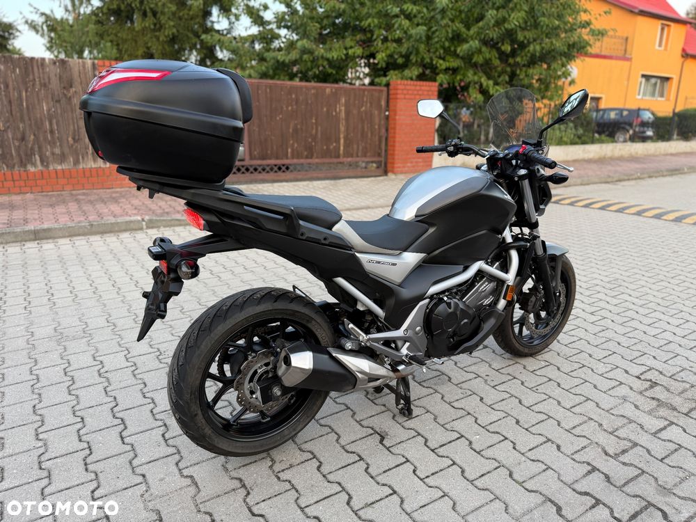 Honda NC - 12