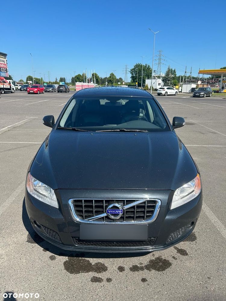 Volvo V70 - 1