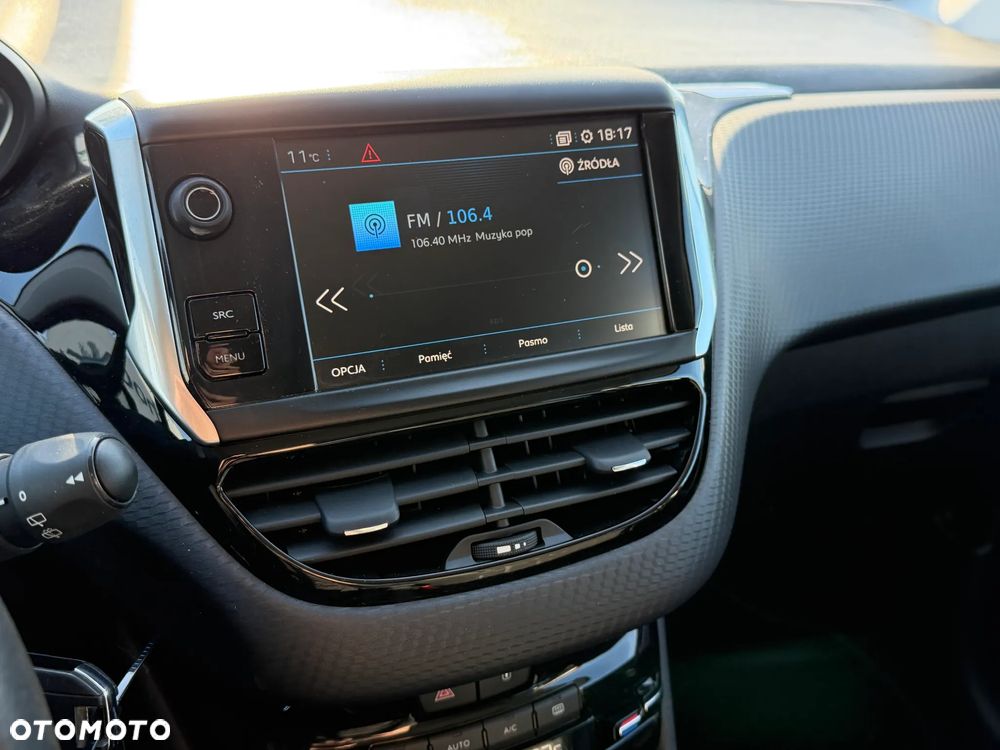 Peugeot 2008 PureTech 130 Stop&Start Allure - 36