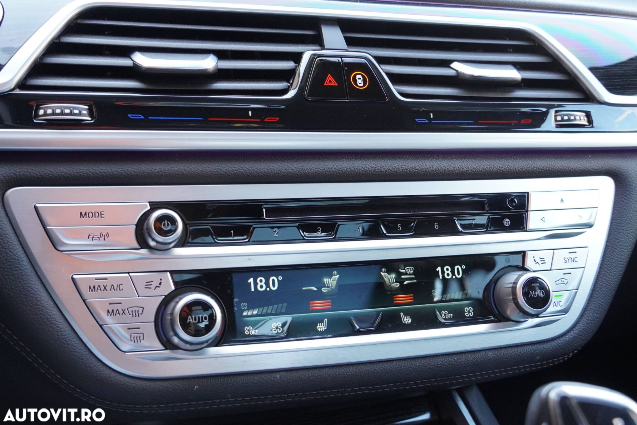 BMW Seria 7 - 32