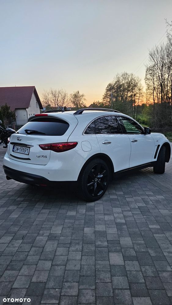 Infiniti QX70 3.7 S Premium - 5
