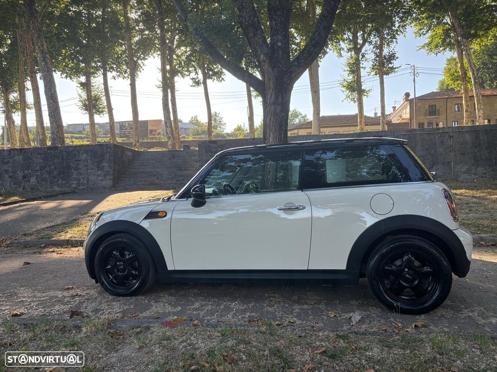 MINI 3 Portas Cooper D - 8