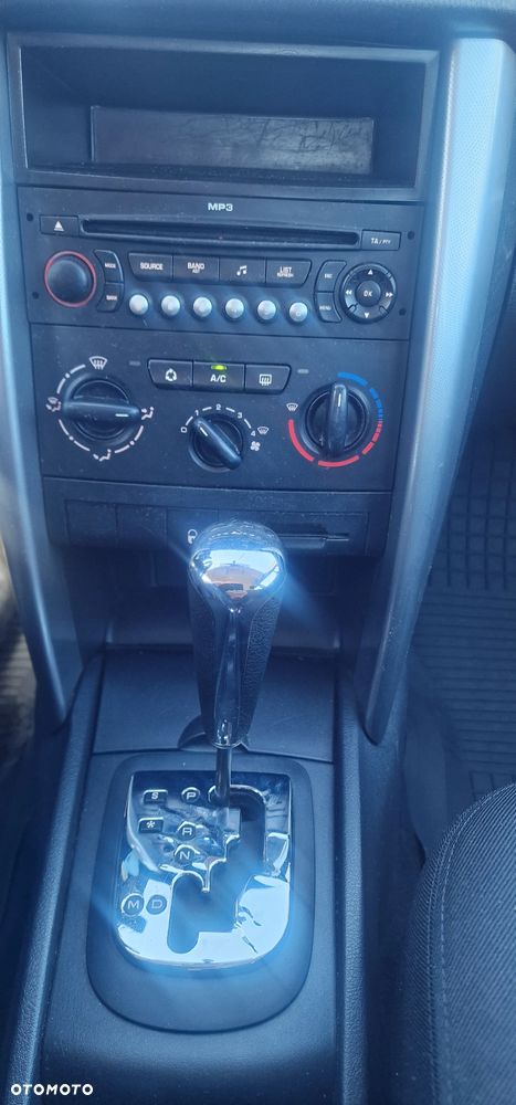 Peugeot 207 120 VTi Automatik Premium - 13
