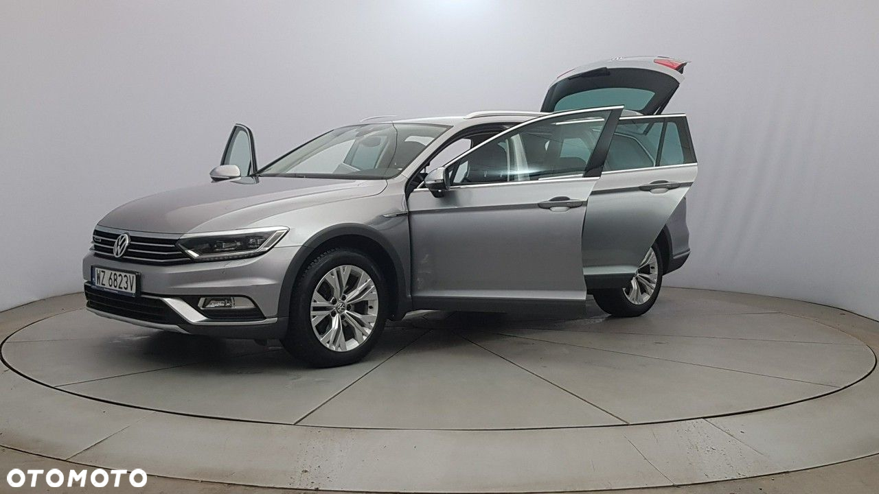 Volkswagen Passat Alltrack - 10
