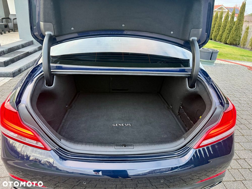 Genesis G70 - 15