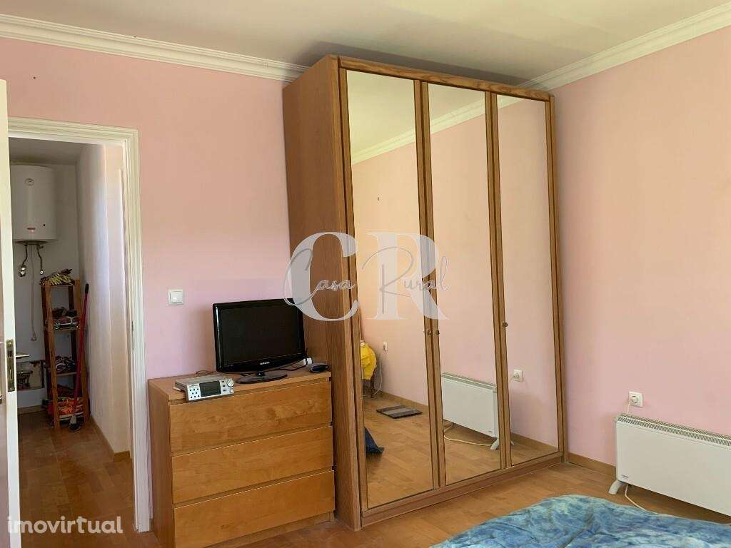 Moradia Geminada Renovada de 3 Quartos em Vila Nova de Poiares - Grande imagem: 5/37