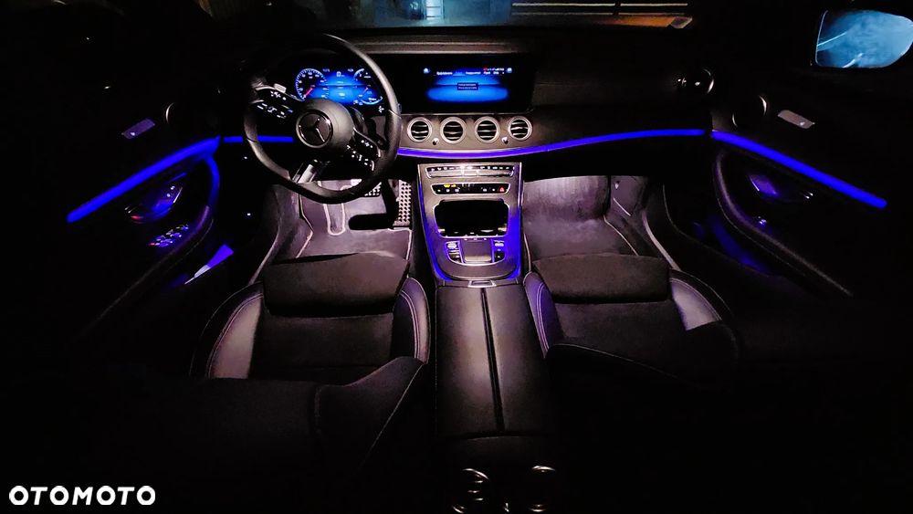 Mercedes-Benz Klasa E - 9