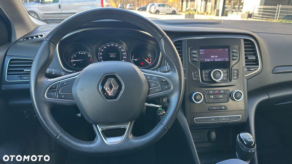 Renault Megane IV 16-20 - 13