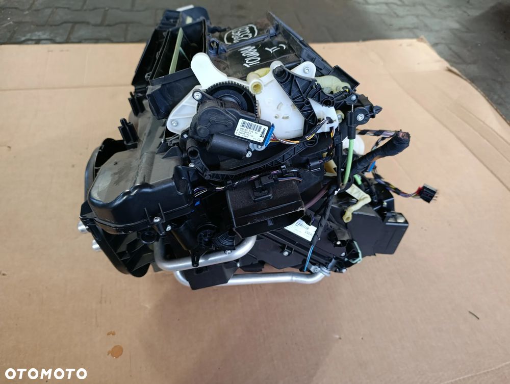 VW TOURAN II 2 III 3 NAGRZEWNICA DMUCHAWA KOMPLET KLIMATRONIK EUROPA - 5