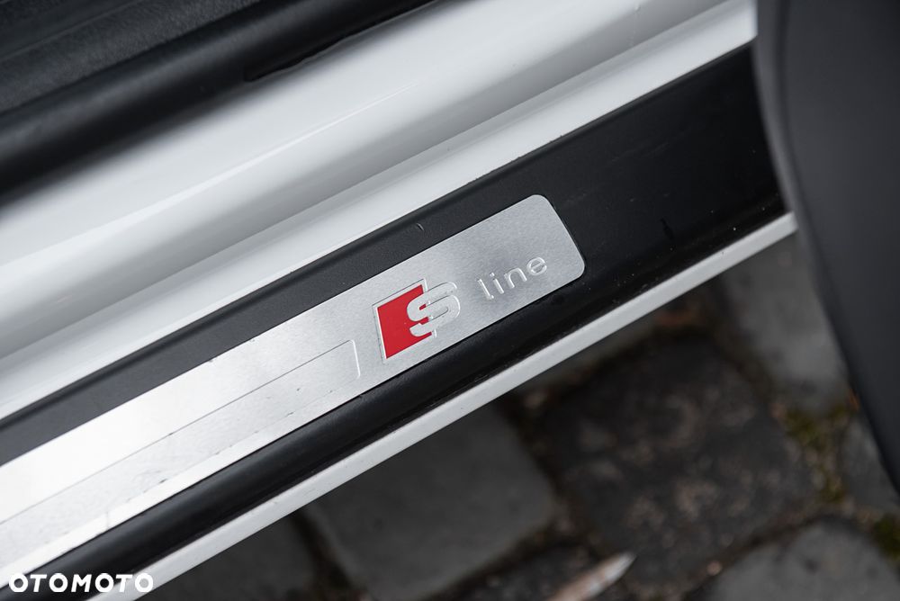 Audi A3 Sportback 1.4 TFSI S line Sportpaket - 28