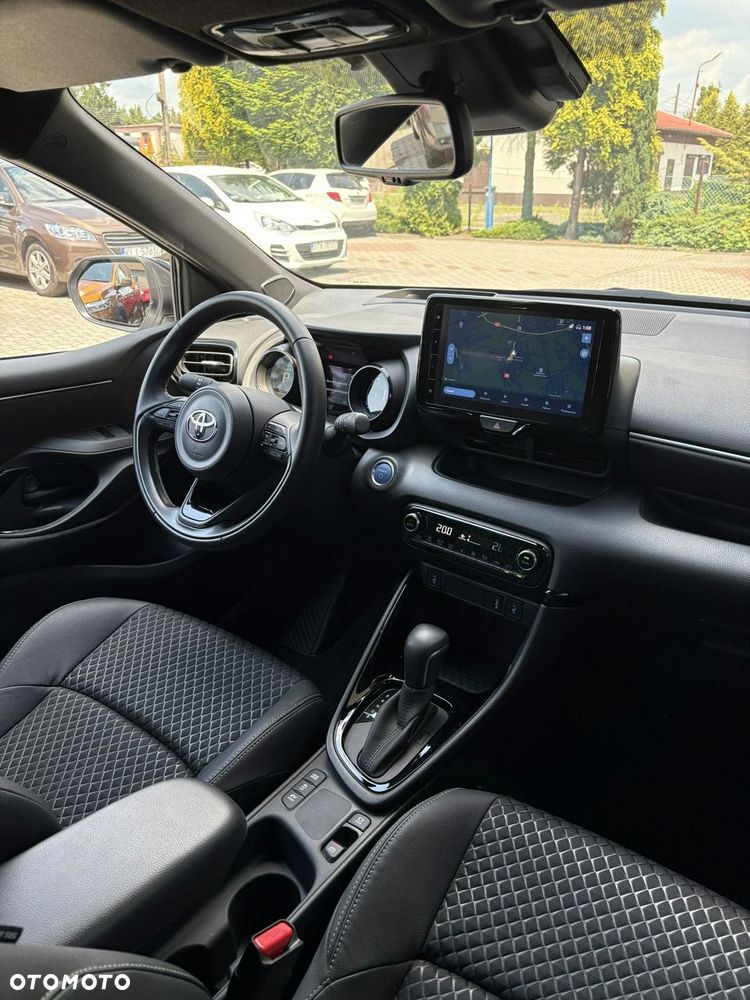Toyota Yaris - 14