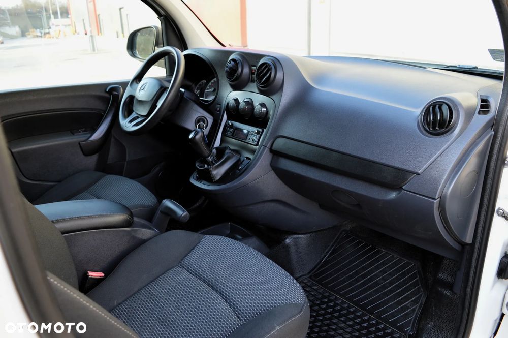 Mercedes-Benz Citan Kombi 415.703 - 8