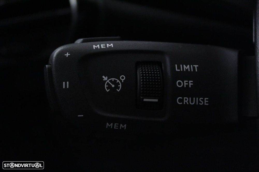 DS DS7 Crossback 1.5 BlueHDi Performance Line EAT8 - 25