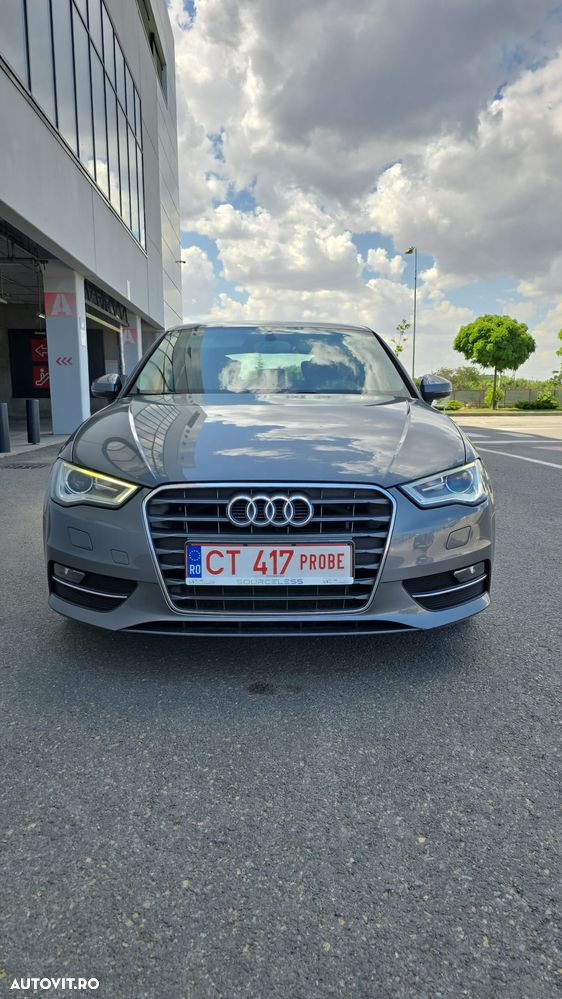 Audi A3 Sportback 1.6 TDI S tronic Ambiente - 9