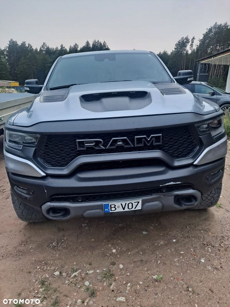 RAM 1500 - 9