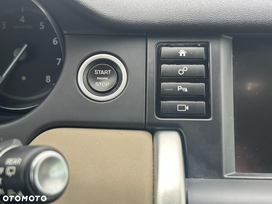 Land Rover Discovery Sport - 20