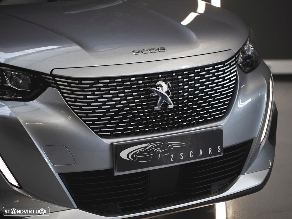 Peugeot e-2008 Allure Pack - 9
