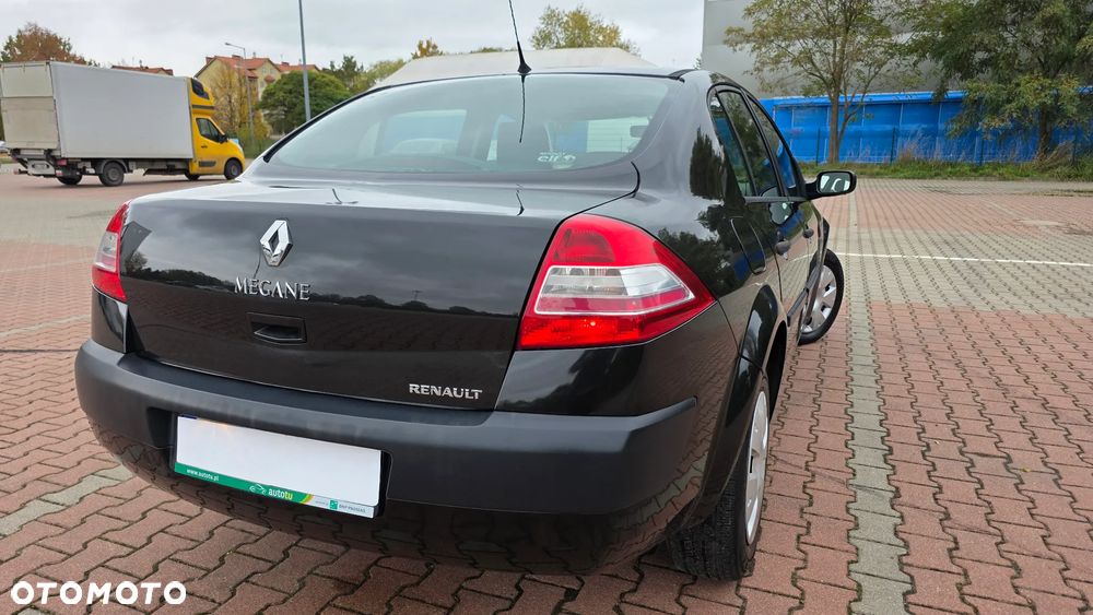 Renault Megane 1.6 Privilege - 3