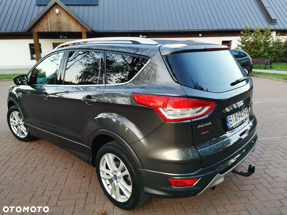 Ford Kuga 1.5 EcoBoost 2x4 Titanium - 35