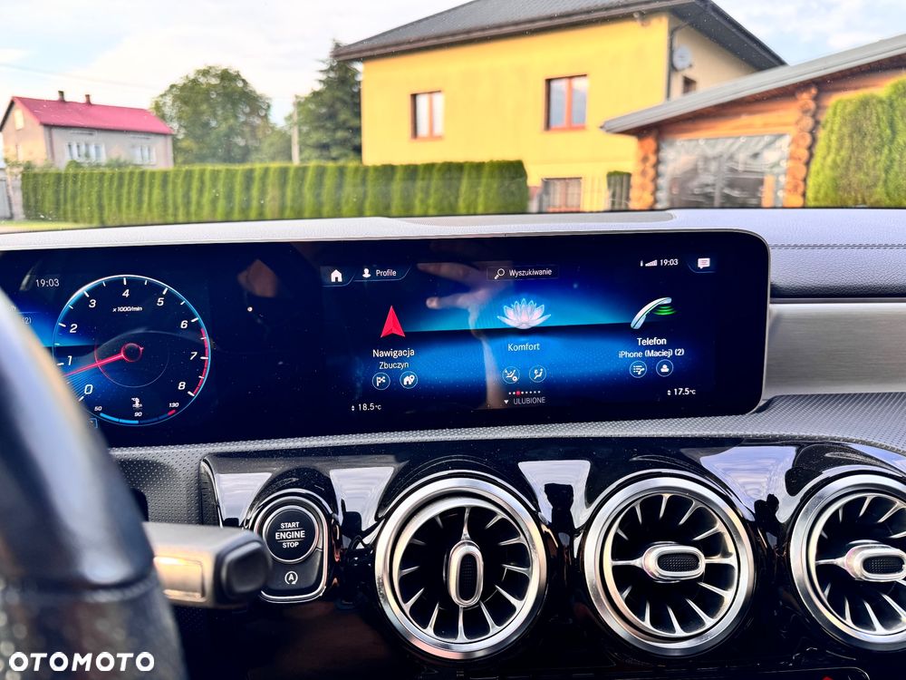 Mercedes-Benz Klasa A 220 7G-DCT AMG Line - 12
